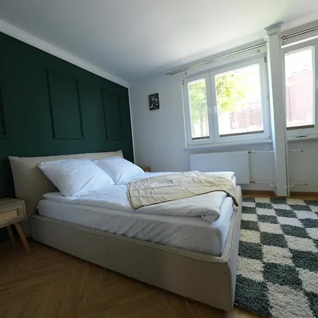 500 Metrow Od Zamku 2 Apartment