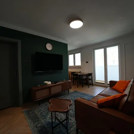 Apartment 500 Metrow Od Zamku 2