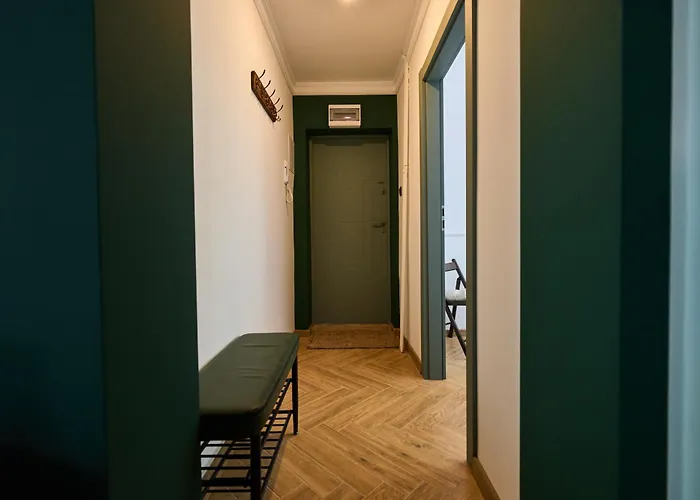 アパート 500 Metrow Do Zamku 2