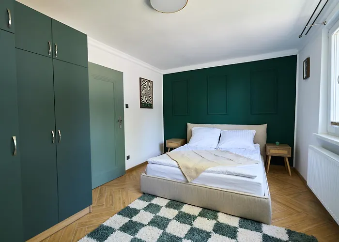 500 Metrow Do Zamku 2 Malbork