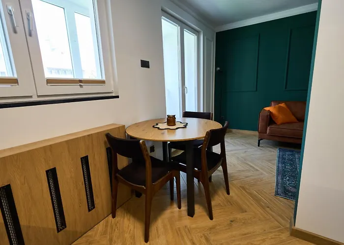 500 Metrow Do Zamku 2 * Malbork